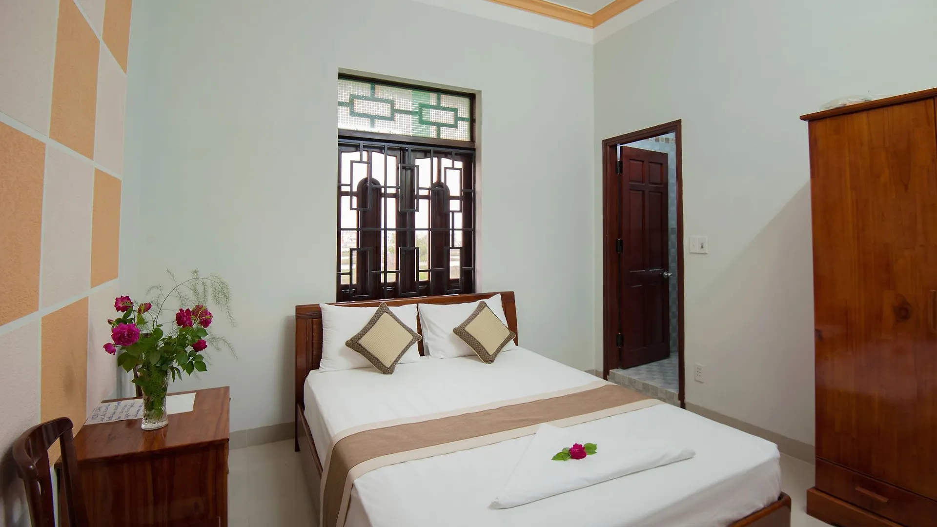 Tra Que Flower Homestay - Hostel Hội An